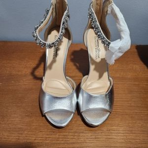 Badgley Mischka Silver Dress Shoes